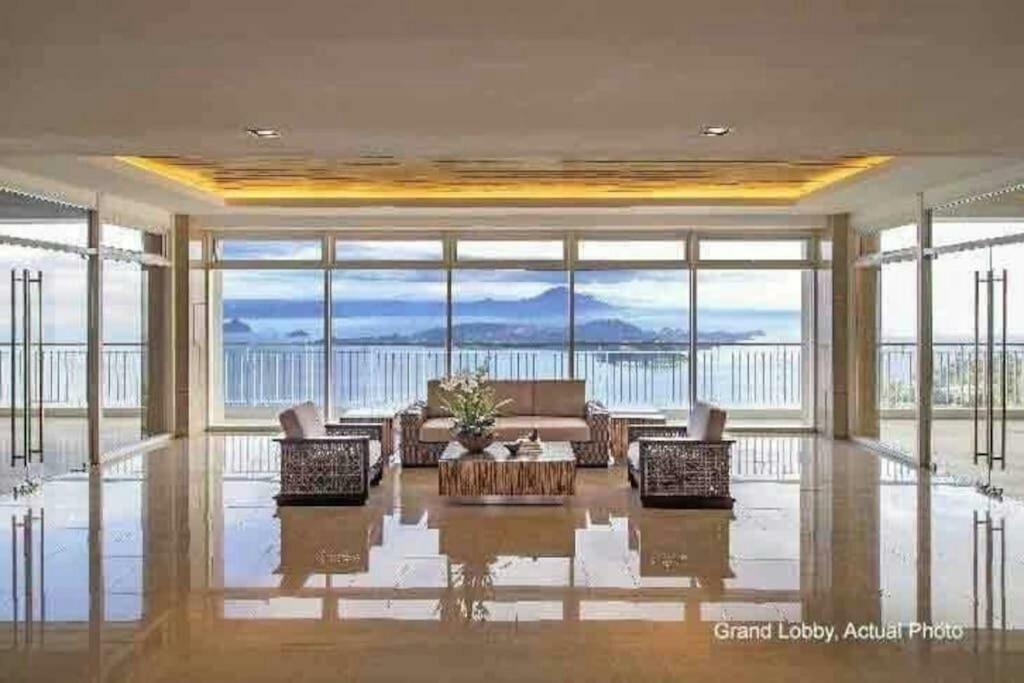 Taal Lake View Wind Residences By Smco Tagaytay City Exterior foto